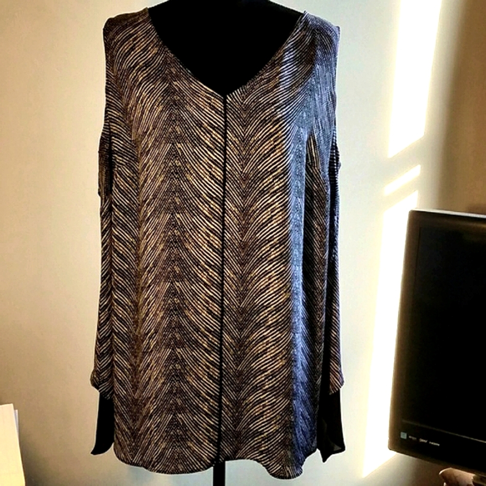 Lightweight and Beautiful Tunic Tank